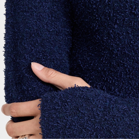 NWT Alix NYC Zane Top in Navy. - Picture 6 of 8